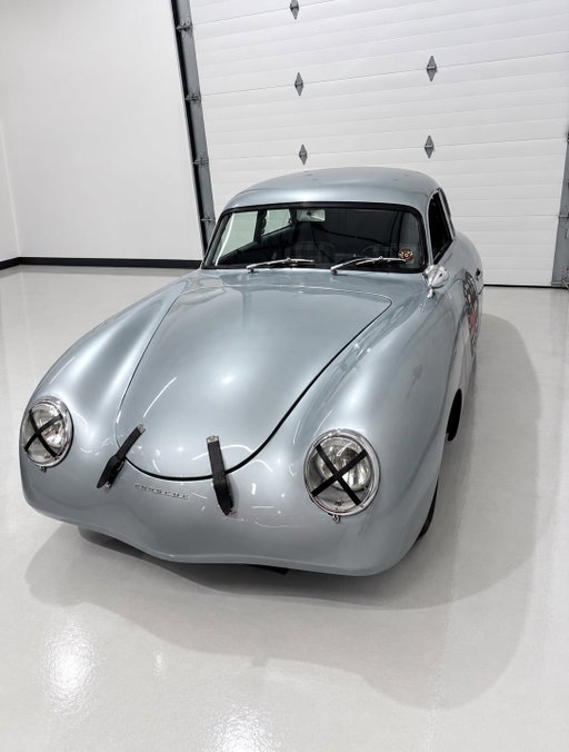 Prepped and out being enjoyed on The Colorado Grand If you are in Colorado and happen to either of those to give them a wave.
#porsche #356 #550spyder #aircooledcool #coloradogrand26