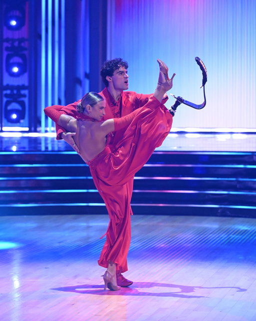 We can breathe for the first time after seeing Ezra and Daniella 😊 What did you think of their Premiere Tango? ❤️‍🔥 #DWTS