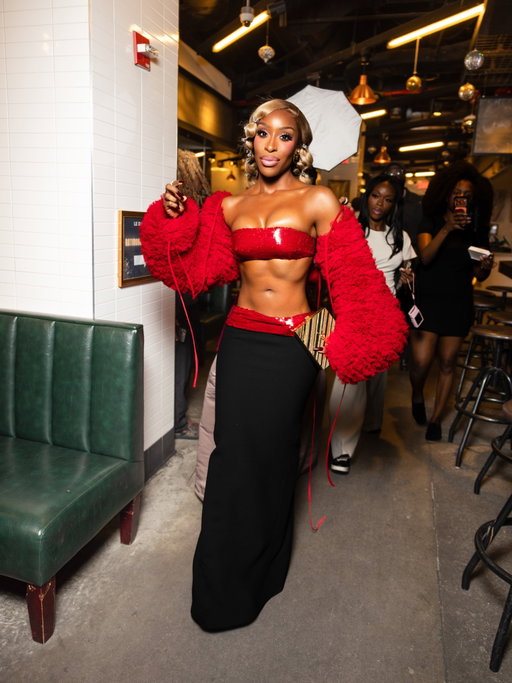 @laquan_smith we NEED to discuss this bambi inspo in this collection IMMEDIATELY - I NEED IT!!! 😍😍😍 #nyfw #laquansmith @amiraavainqueur you ATE with this look!!! photos @sonejr