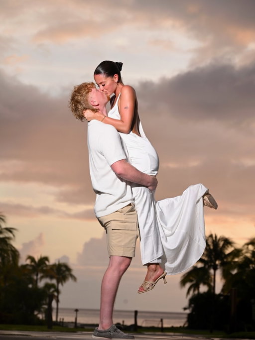 making out with my husband on the grid