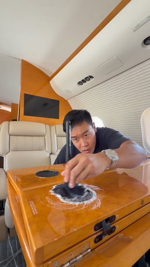 Why black coffee is actually banned on private jets

#aircraftdetailing #aviation #detailing