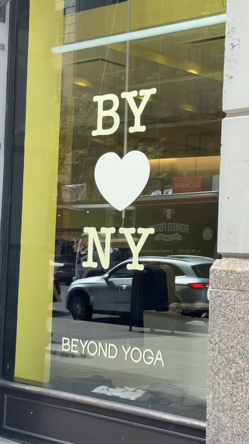 A peek inside our NYC Pop Up Store ✨ Come say hi at 108 5th Ave and explore our fall collection.