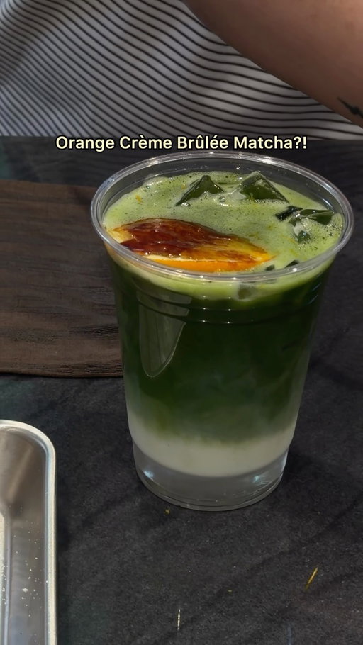 Orange Crème Brûlée Matcha in Toronto!? Add it to your list. 
.
.
.
.
.
#torontocafe #torontofood #torontofoodies #torontoeats #thingstodotoronto