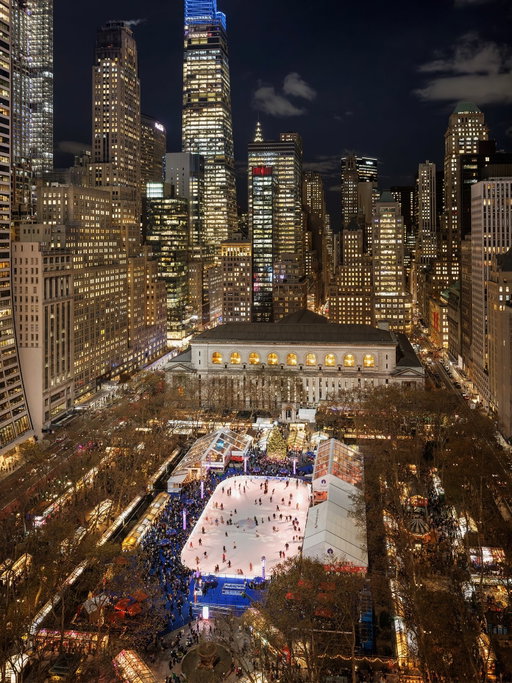 The seasons are changing and that can only mean one thing…Winter Village is coming ❄️! 

The city’s favorite holiday destination, @bankofamerica Winter Village, officially opens for the season Wednesday, October 28 🎊. Tickets for skate rentals ⛸️, Cozy Igloos ✨, and more info on #thingstodo are now available at our link in bio ☃️🎟️. 

Send this to someone you can’t wait to celebrate the magic of winter in the city with 🧣🥂❄️🎄. 

📸 @colinmillerphoto, @ryanmuir, @janekratochvil 

#christmasinnewyork #iceskating #wintervillage