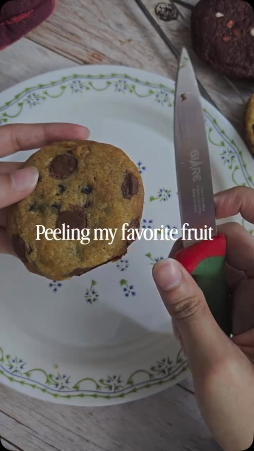 Via @fig__feta What’s your favorite fruit? 🍎🍌🍉

#cookie #cookielover #cookiecutters #chocolatechipcookie
