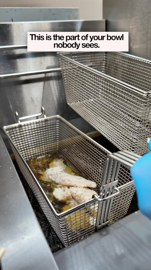 If you ever wondered why every bite of your crispy bowl has a slightly different crunch, this is the reason. 🎧

Our kitchen team hand-breads every order in fresh batches so the coating stays golden and holds up under the glaze. 🔥

No mass processing, no identical factory shapes just simple, real prep work done right before we open the doors. 🔪

📍 Address: 2616 Blodgett St, Houston, TX 77004
Mon-Fri: 10AM - 11PM
Sat-Sun: 11AM - 11PM

Taste the difference in your next order at bowlsofrice.com. 🏃💨 #bowlsofrice #bowlsofricehouston #blodgettfoodhall🍟🍔 #blodgetthouston77004 #thirdward77004