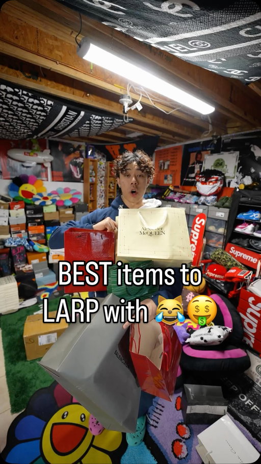 the BEST items to larp with 😹🤑

#whydna #fashion #streetwear #larp
