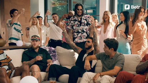 BETR CASINO ON MY PHONE IM GOING ALL IN 🗣️ @jeremypiven @adriangrenier @gelo @zo @jakepaul