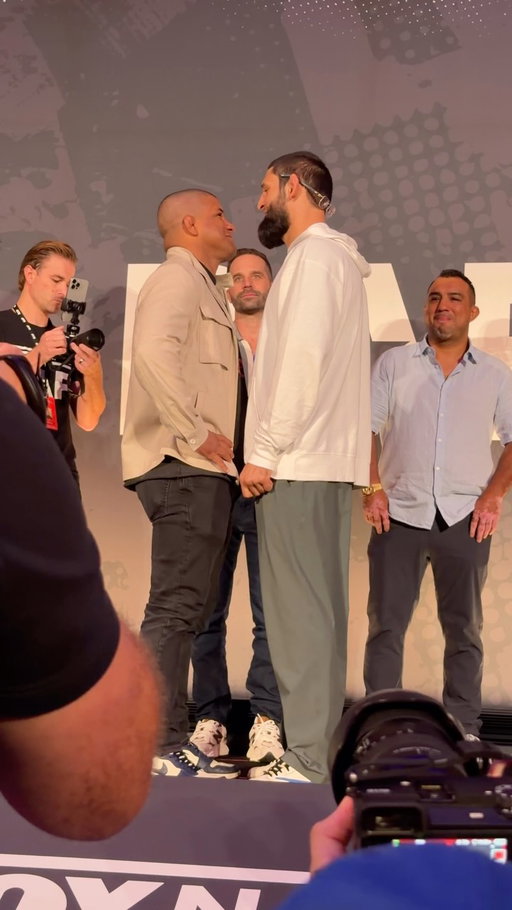 CHIMAEV VS. BURNS FACE TO FACE #RAF13 

Tickets in bio. Watch on @foxnation