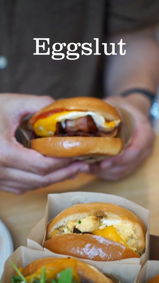 When Eggslut opened in L.A. in 2011, it was one of the first spots I had to eat at while I went to the Grand Central Market and I’m so happy they now have two locations here. I recently went to the @eggslut_seattle location inside Southcenter Mall and I love that they’re open late for dinner too because who doesn’t love breakfast at night. We got the Fairfax and Bacon, Egg & Cheese and I’ve been wanting to try their Wagyu Cheeseburgers. The Royale Burger just go so well with those Brioche Buns. And don’t skip on the their other items either. I first had the Slut in Vegas and have been hooked ever since, but I am now a huge fan of the fluffy French Toast Sticks. 
Whether you head to their Seattle location or you’re stopping in while shopping at @westfieldsouthcenter, be sure to stop by @eggslut.

Items Ordered
-Fairfax
-Bacon, Egg & Cheese
-Royale Burger
-Gaucho
-Truffle Hashbrowns
-French Toast Sticks
-Slut
#eggs #eggslut #southcentermall #seattle #foodie