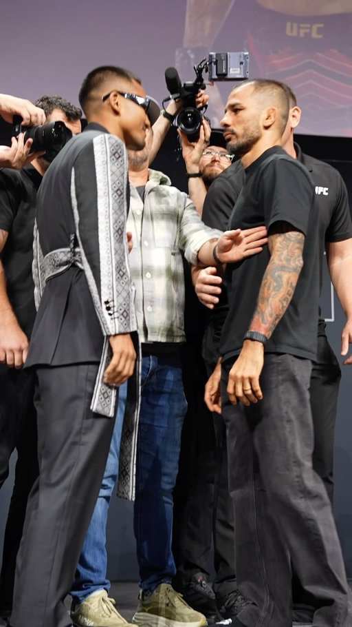FINALLY RUNNING IT BACK ‼️

Don’t miss @TheFearlessMMA1 and @Pantoja_Oficial in their highly anticipated rematch!

[ #CryptoCom #UFC331 | LIVE SEP 19 on @ParamountPlus ]
