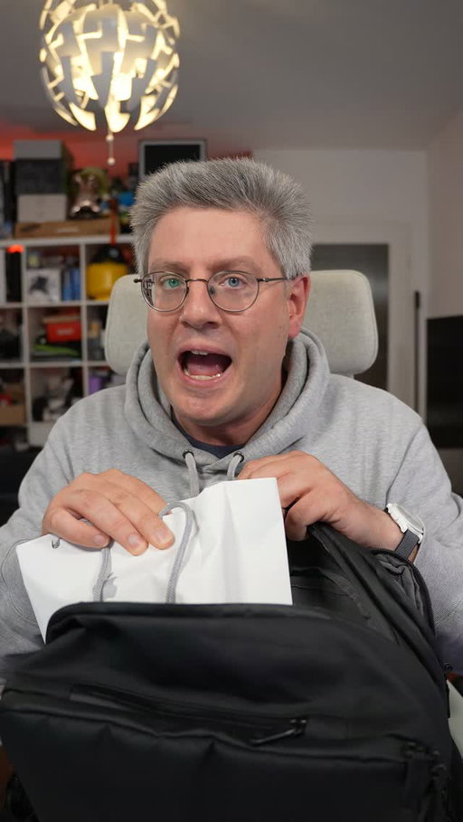 Heute ist wieder großer iPhone Tag. Die iPhone 18 Pro gehen an den Start. Zusätzlich erscheinen auch Apple Watch Ultra 4 und Series 12, sowie AirPods 5. auf das iPhone Duo muss man noch bis Ende Oktober warten und wann normale iPhone 18 kommen, steht in den Sternen. 
#iPhone18Pro #Apple #AppleHaul #iPhone18ProMax #tech