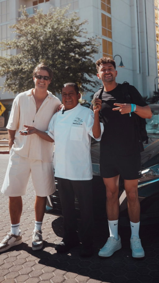 “I lost everything when my home burned down” 🥹❤️ (Crowdfund Link In Bio) @mdmotivator @kygomusic 

Internet meet Roberto.

Roberto is a 63 year old husband and father, currently working as a chef in Las Vegas. Recently, Roberto was building his new home, went to the store to grab supplies and came back to his home being all in flames. 

Roberto put his entire life savings into the home, losing his belongings, including his car in the process. To make matters worse, the insurance company is not covering the cost of the damages and lost items. Roberto works as a chef and his wife works as a porter at the nearby Red Rock Casino, but as a hard working couple in hopes of retiring one day, this tragic experience and news is detrimental to their future. 

Let’s all come together and show Roberto the power of the internet and bless him and his family. 100% of the net funds raised will go to covering Roberto’s living expenses and finding him a home. Be kind and love always ❤️