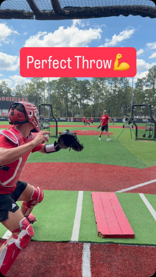 Pretty decent throws here, wouldn’t you say? 😏

@colt.brown45 has a cannon behind the dish💪⚜️

@rawlingssg x @ragincajunsbsb 

#TeamRawlings