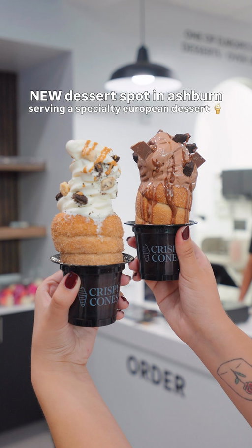 Ashburn! A new dessert spot just opened, serving European-style chimney cones baked fresh, stuffed with your favorite candy and fruit, and topped with your choice of ice cream. Crispy Cone is now open in Brambleton Quarter, so stop by and give them a visit!

📍23710 Schooler Plz suite 125, Ashburn, VA