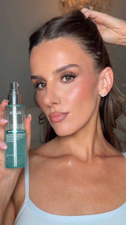 how to avoid cakey makeup using Blue Dewy Spray from @anua_global #ad 

Comment LINK to shop the product

#makeup #makeuphacks #makeuptutorial #bluedewyspray