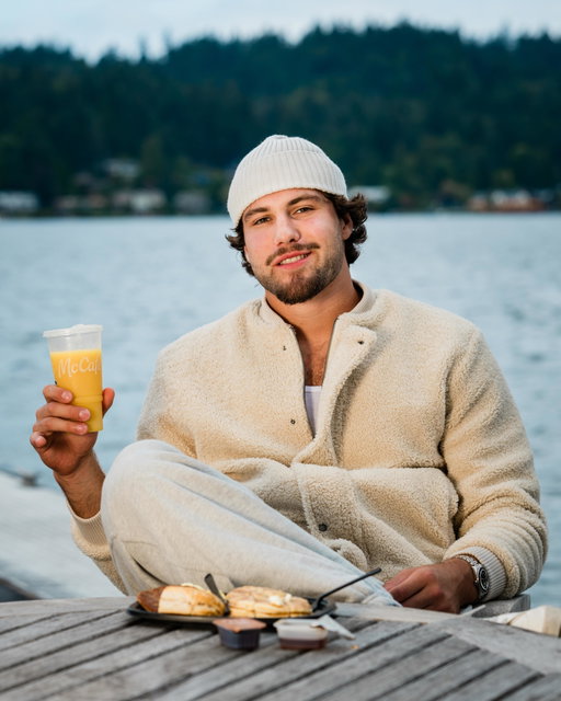 It’s a New season, but I have the same winning breakfast 🥞🍊#Ad

Excited to be back with @mcdonaldswesternwa 

The Big Breakfast with Hotcakes and an OJ is still my first pick. 

I’m picking the first 12 people to comment their go-to order to get McDonald’s on me! Drop yours below 👇