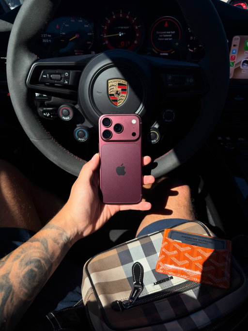 Ciaaaoo bella … 🤌🏽

#iphone #apple #mensfashion #iphonephotography #porsche