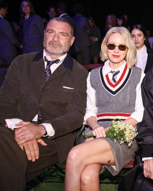Exes Naomi Watts and Liev Schreiber reunited at the Thom Browne fashion show this week to support their daughter Kai, 17, as she walked the runway. They sat next to Demi Moore. See more photos on Just Jared.
#NaomiWatts
#LievSchreiber
Photos: BFA / @backgrid_usa