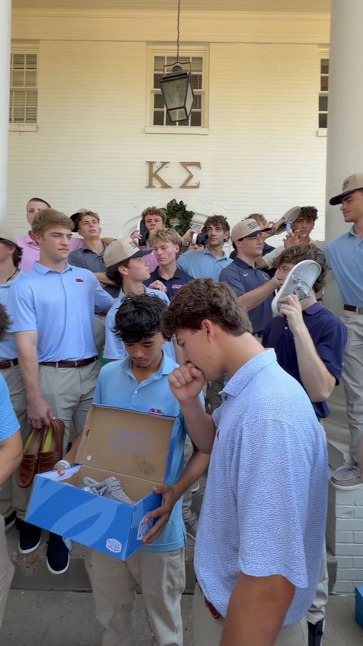@olemisskappasig does it best in their HEYDUDE shoes.