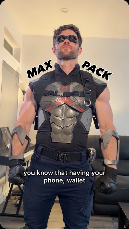 #DoveMenPartner Some of the coolest heroes have the coolest armor. Dove Men Maximum Protection antiperspirant is my armor against sweat! Can’t wait to see you all and your costumes at NYCC with @dovemencare!