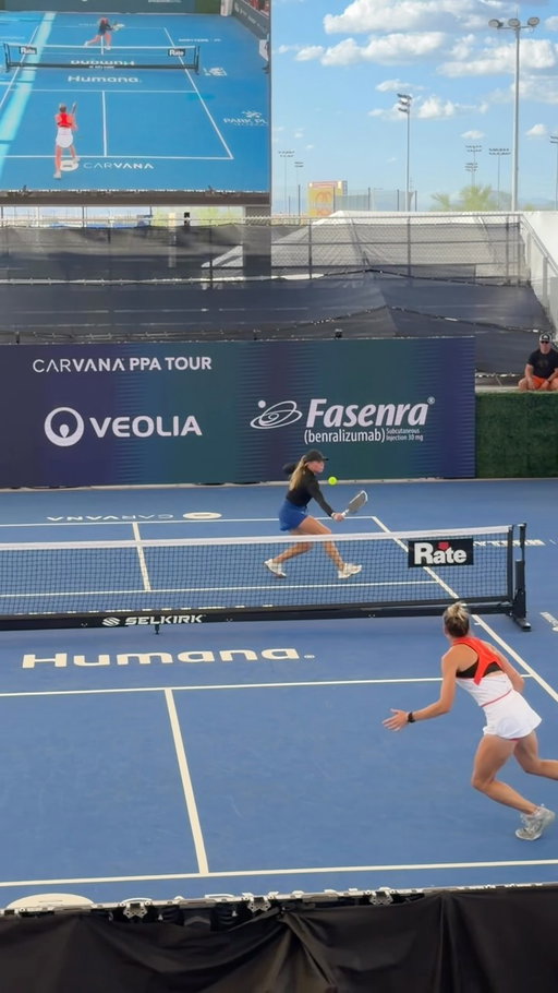 Ripping it out there! 💪 #4 @brookembuckner wins her QF match against #10 J. Castillo 11-9, 11-5