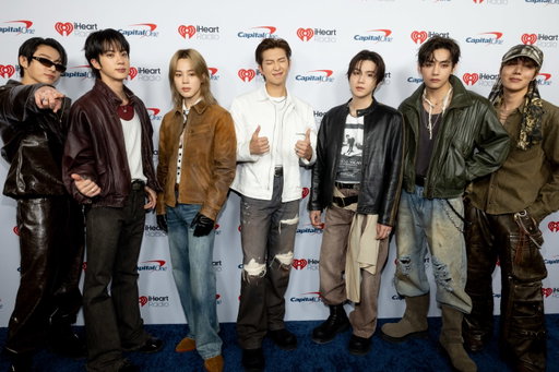 BTS is in the building 💜❤️ Drop your last minute #iHeartFestival2026 predictions for their set below ⬇️ 

📸: @polkimaging