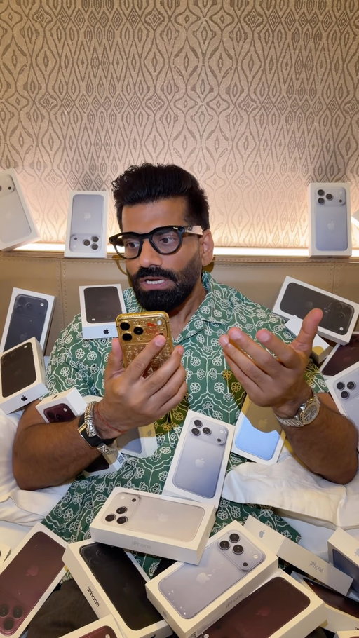 Naye #iPhone18Pro & #iPhone18ProMax ka stock nahi mil raha? 😅Giveaway for you #TGFamily 🔥 🔥 🔥