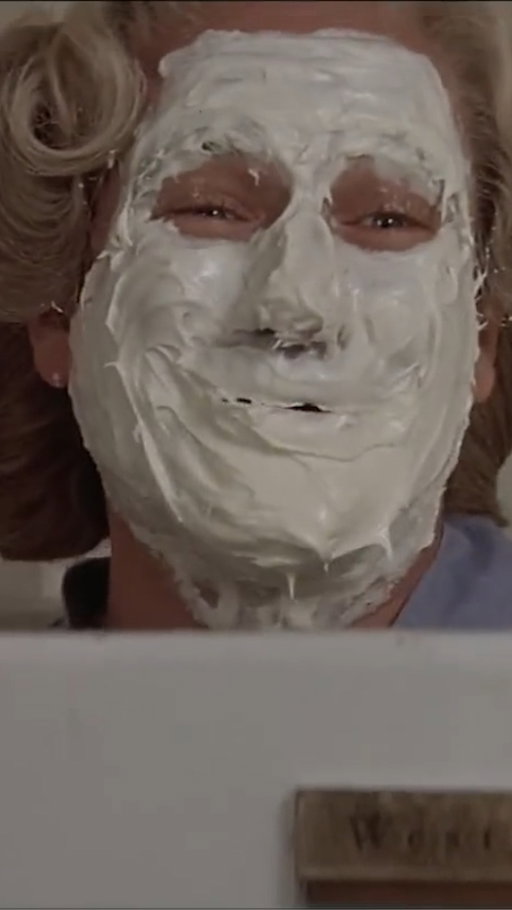 the studio lights were so hot that the icing actually melted, and Williams just improvised the line about cream and sugar. iconiccccc.