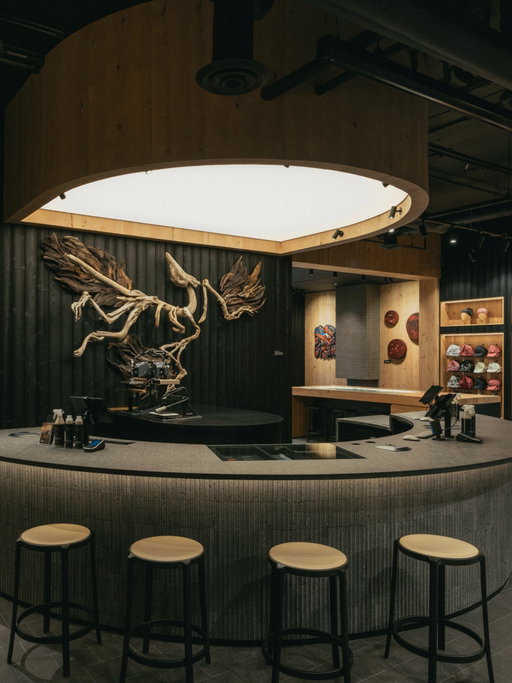 Built in conversation with its surroundings, Arc’teryx Whistler brings the sights and stories of the landscape through its front doors.
 
On the shared territory of the Sḵwx̱wú7mesh Úxwumixw and Lil̓wat7úl, we sit between glacier-fed rivers that sing their way to the sea and the high granite spine of mountains, where cloud and stone embrace.
 
Inside, five site-specific commissioned works draw inspiration from the land, materials, and stories of this place, alongside gear for the mountains and a ReBIRD Service Centre. 
 
Our new home in Whistler Village is now open. Swipe to explore the details, or come see them for yourself.

📸: @christopheramat