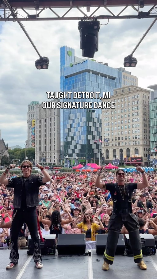 The Motor City has got some motion!!🕺⚡️ #bananaball #trendingdances #sports #baseballboys #reels