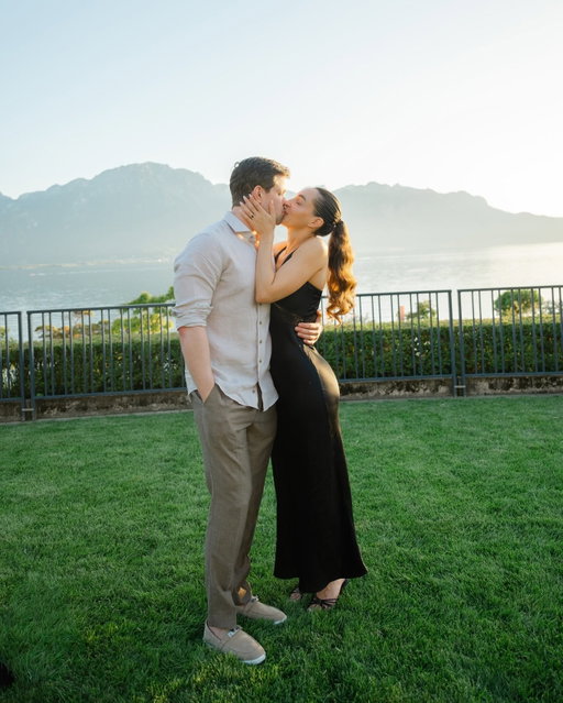 A special moment for Matt and Shahina as they celebrate their engagement. We’re so grateful to have been part of such a meaningful occasion. 🤍

Shahina’s ring is a beautiful solitaire design, featuring a cushion-cut green tsavorite, a hidden halo and cathedral setting, finished with a euro shank. ✨

Wishing you both so much happiness in this exciting chapter ahead!

@mathughes_ & @shahina_must