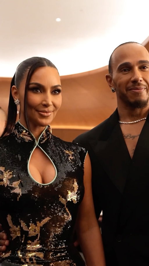 Kim Kardashian and Lewis Hamilton stepped out together at the opening of the Lucas Museum of Narrative Art in Los Angeles 😍

(🎥: Getty)