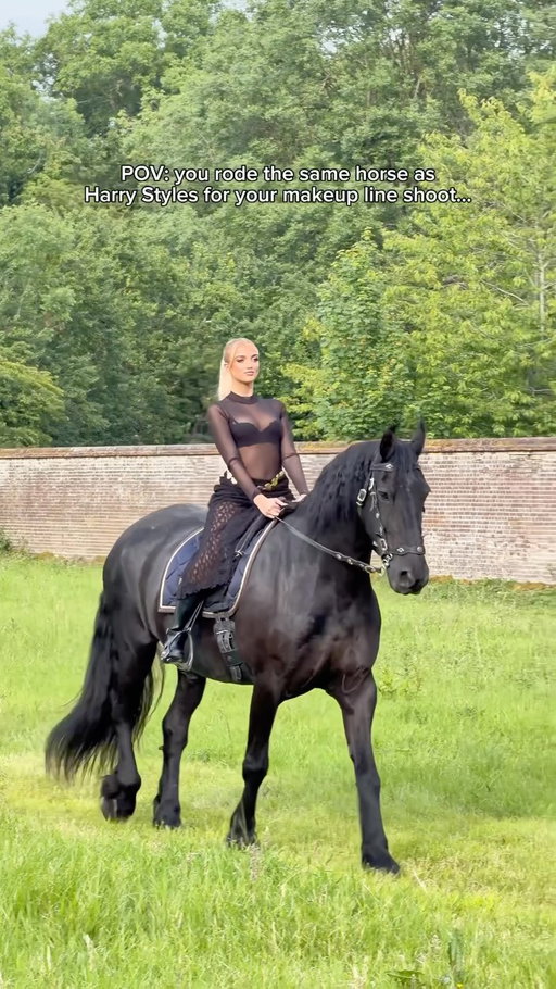 obviously had to go all out for the @byprincess.x shoot 💁‍♀️