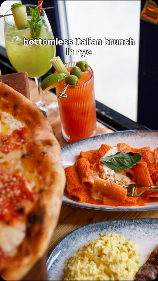Getting a taste of Italy in Chelsea 🍕 @fornodoronyc 

Forno D’Oro is now open for bottomless Italian brunch! They still have their specialty pizza available and in brunch varieties like this margherita or prosciutto egg pizza. They have other menu items like steak & eggs, rigatoni alla vodka, and Italian toast with cannoli cream. 

Forno D’Oro
📍 196 8th Ave
New York, NY 10011

#brunchnyc #nycfoodie #nyceats #nycfood #chelseanyc