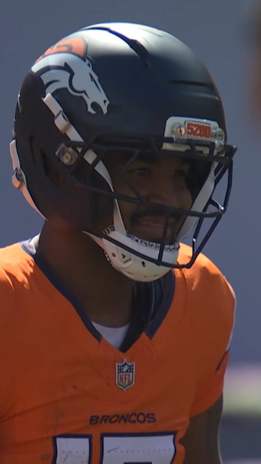 he knew he was coming down with that one ☺️

JAXvsDEN on CBS/Paramount+
Stream on @NFLPlus