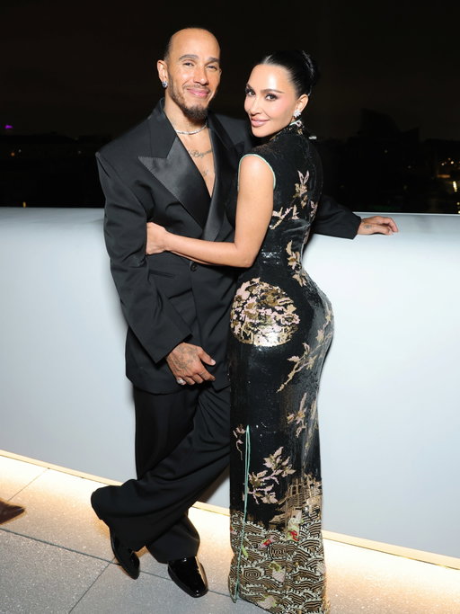 Kim Kardashian and boyfriend Lewis Hamilton posed for some cute couple photos at the opening night of the Lucas Museum or Narrative Art, an event he co-chaired alongside some major Hollywood names. See more on Just Jared.
#KimKardashian
#LewisHamilton
Photos: Getty