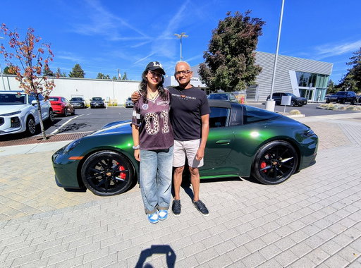 Well done, Balu S! Your Porsche 911 is ready. Mike Bowers and the team wish you safe travels! Find a Porsche like Balu:

#porschebend #porsche #porsche911 #911 #coupe