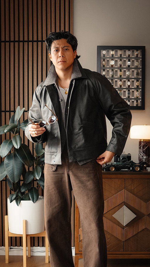 Friendly reminder to stop shopping by department.

This might be my favorite piece from Uniqlo U’s final collection — and yep, it’s technically womenswear. But at the end of the day, if it fits and looks good…does the section of the store really matter?

Sizing note: I’m typically a men’s Small in @uniqlousa and chose a women’s Large in the Coated Blouson to achieve a similar fit.
———————-
#uniqlou #lemaire #mensstyle #fallfashion #outfitinspo