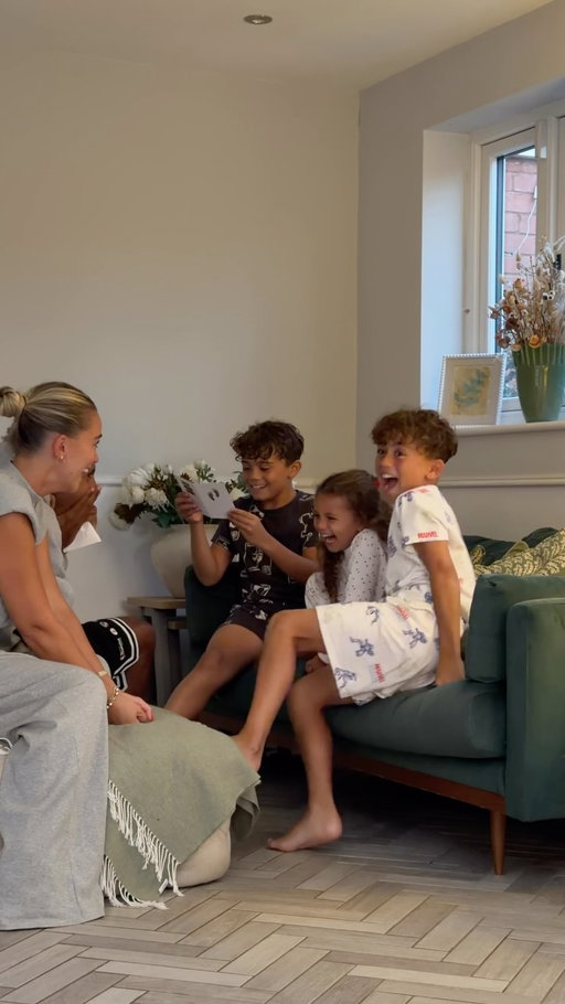 the most special reaction from the most special little  people ❤️