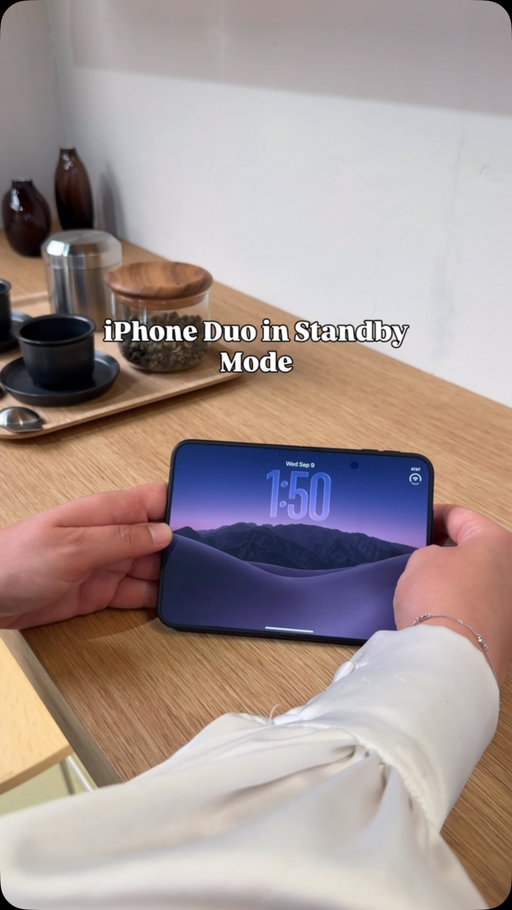Some different ways to stand by your iPhone Duo. #apple #iphoneduo #allthingsmobile #foldable #standbymode

📽️: Abrar Al-Heeti