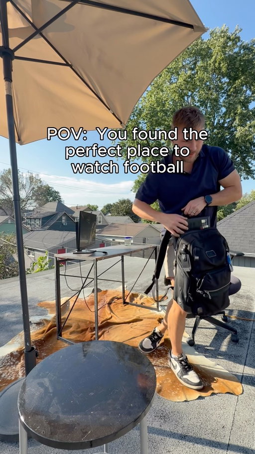 Sweating out every yard all season. @twinpeaksrestaurants 
#twinpeaksrestaurants #twinpeaksrestaurantspartner #ad