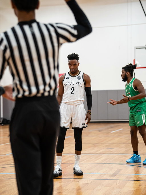 If you don’t want to see me winning you better close your eyes 👀 🤷🏾‍♂️🏀 @chicagorepcity #ballislife #brodie #brodiechicago
