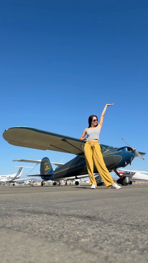 The age old question: is flying actually faster than driving?? When you take all the other stuff like driving to the airport, pulling the airplane out, preflighting, etc? Come fly down to San Diego with me to visit @thephysicsgirl 💕