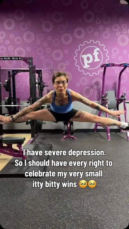 I’m also 32, but I have dreams of achieving a back handspring before I turn 35 🥹🙏🏻 do u think I can do it? 😭😭😭😭😭