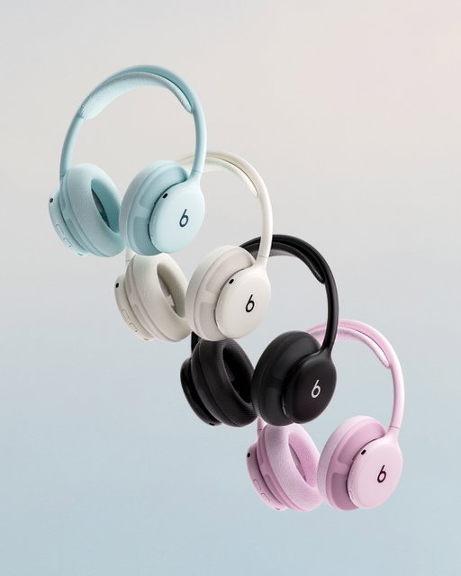 For every version of you. Beats 360, with interchangeable cushions.

Available online now.

Beats 360 sold with color-matched ear and headband cushions; additional cushion kits sold separately. 

Our first ever over-ear headphones with sweat & water resistance (IPX4). 

The best sound and ANC from Beats to date.

Comfort all day with acoustically engineered memory foam.

Mix and match 6 cushion colors.