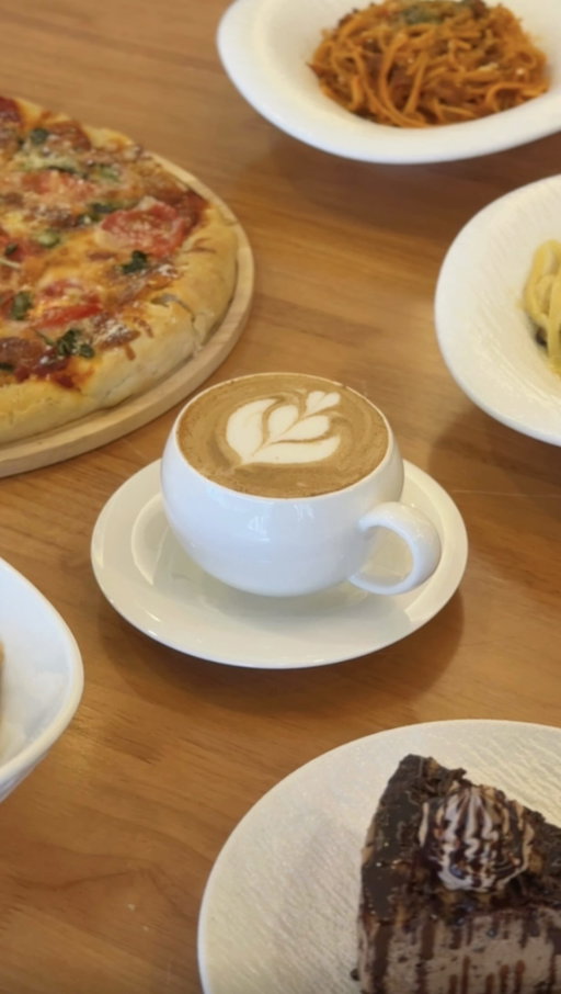 Aesthetic café, but the food is definitely not an afterthought. 

NOORE Cafe in Quezon City serves everything from creamy Caesar Salad and tender Calamari to scratch-made pizza, comforting pasta, and their juicy Roasted Chicken with Secret Butter Sauce. 

My top picks? The Roasted Chicken and Chocolate Cheesecake. 🙌🏻

Save this for your next QC café hunt and tag someone you’d bring to NOORE Cafe!

📍 NOORE Cafe, Crossroad Park, 610 Tandang Sora Avenue, Sangandaan, Novaliches, Quezon City

#foodtripbakamo #noorecafe #cafeph #foodreview #bistro