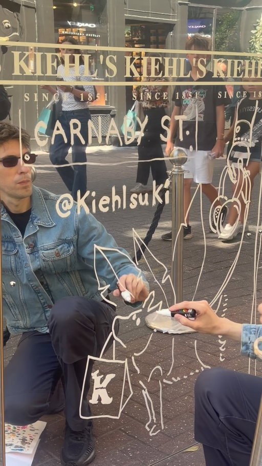 Flagship status: Loading…✨

Take a sneak peak behind our hoarding on Carnaby Street! Something iconic, new and built just for you is taking shape. We’re so excited to see @clymdraws beautiful illustrations bringing our new Kiehl’s Carnaby Street flagship store to life. Clym’s hand drawn artwork adds the perfect touch of creativity and charm to our hoarding, making our newest store impossible to miss. 💛🖌️✨

#kiehls #kiehlscarnaby #storeopening #comingsoon