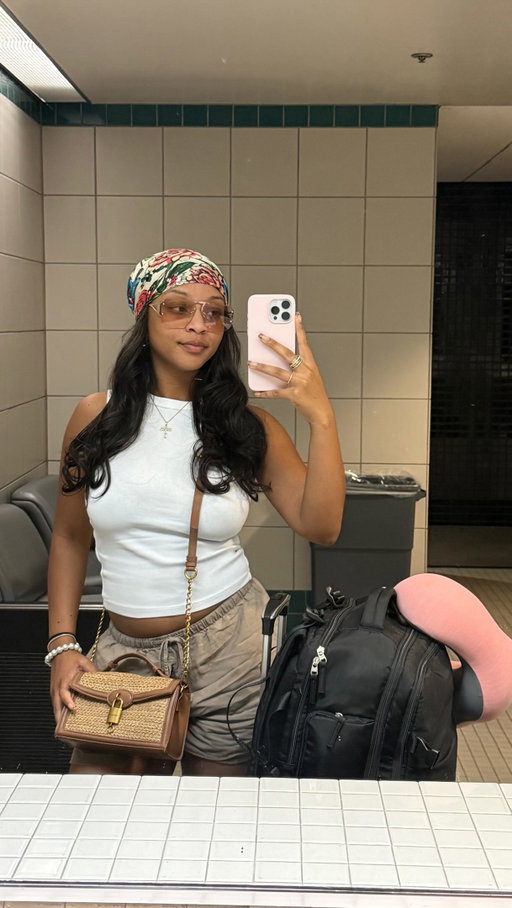 I don’t know, maybe it’s just me, but I would definitely prefer to pay $2 versus $12 a day or $30+ one way to get to the airport. 😂✈️

I definitely felt more comfortable doing this for the first time with my brother for emotional support 😂

I think @tankbus is perfect for the people that live downtown because it’ll probably be easier for you to get on and off versus my situation. I had my boyfriend drop me off at work and then Isaiah’s friend dropped him off to my job, so that still is a factor 😂

But I’m just glad to see that we have some kind of shuttle service to get us from downtown to the airport.

What do y’all think about it? 👀

#Cincinnati #CincinnatiOhio #CVG #CincinnatiTravel #CincinnatiTips TravelTips TravelHack AirportHack