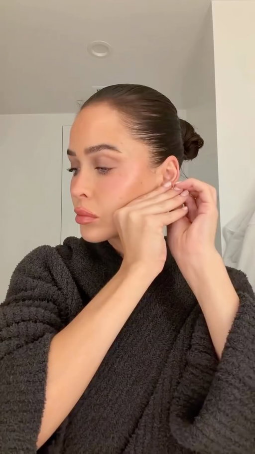 ad my new beauty life hack ✨ up to 5 years of smooth skin with my @philipsuk Lumea 9900 Pro IPL Hair Removal Device, all from the comfort of my bed 🤍 @amazoninfluencerprogram @amazonuk